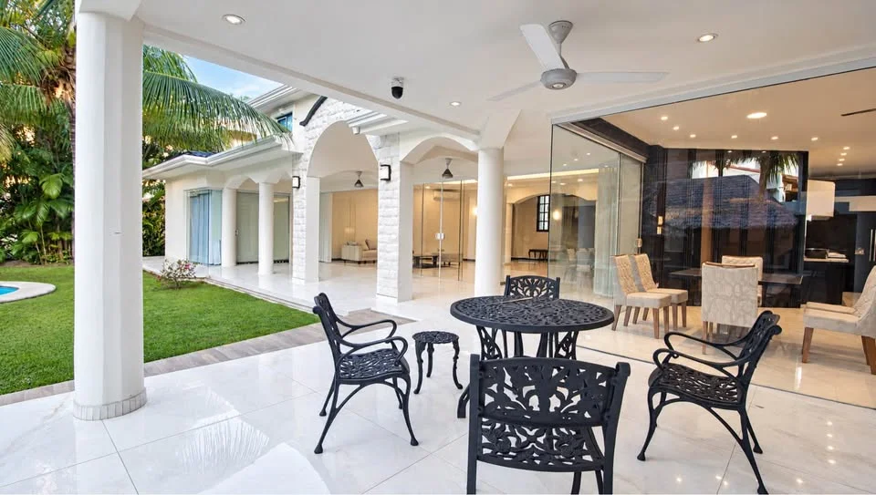 Foto 7 de Mansión en Venta Colinas del Urubó