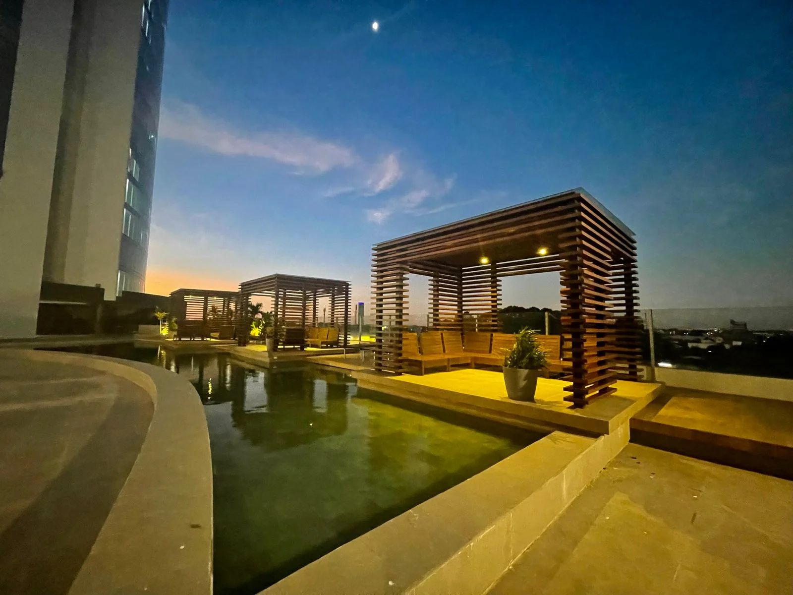Foto 8 de Dpto en venta edificio Platinum en Equipetrol